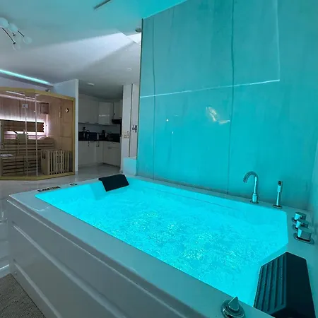 Private With Jacuzzi Sauna And Garden * Herblay