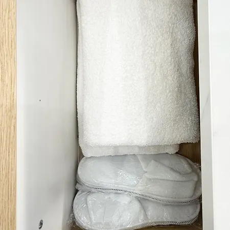 Private With Jacuzzi Sauna And Garden *