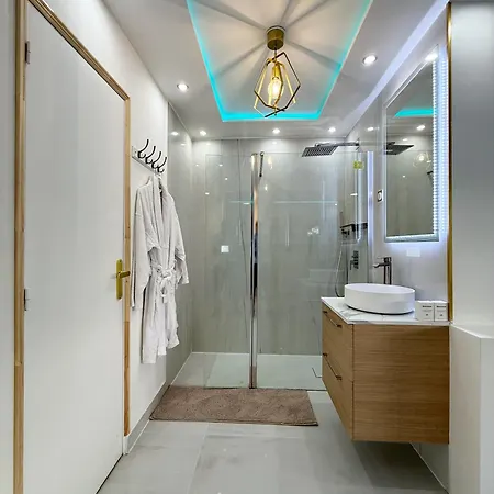 Apartment Private With Jacuzzi Sauna And Garden *