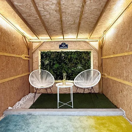 Private With Jacuzzi Sauna And Garden Апартаменты Эрбле